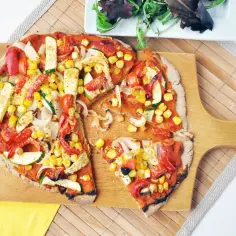 Afrykańska pizza z mąki teff