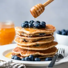 Pyszne domowe pancakes - sekretny składnik, który sprawi, że wszyscy będą chcieli więcej!