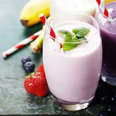Dietetyczne drinki: 10 przepisów na smaczne napoje fit