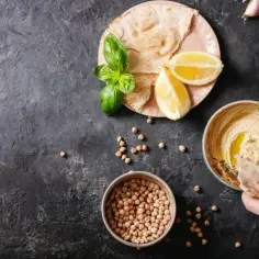  Przepis na hummus z ciecierzycy | Doskonały sposób na pyszny hummus domowej roboty  w 5 krokach