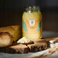  Ghee - niezastąpione masło klarowne. Poznaj jego właściwości i zastosowanie w kuchni
